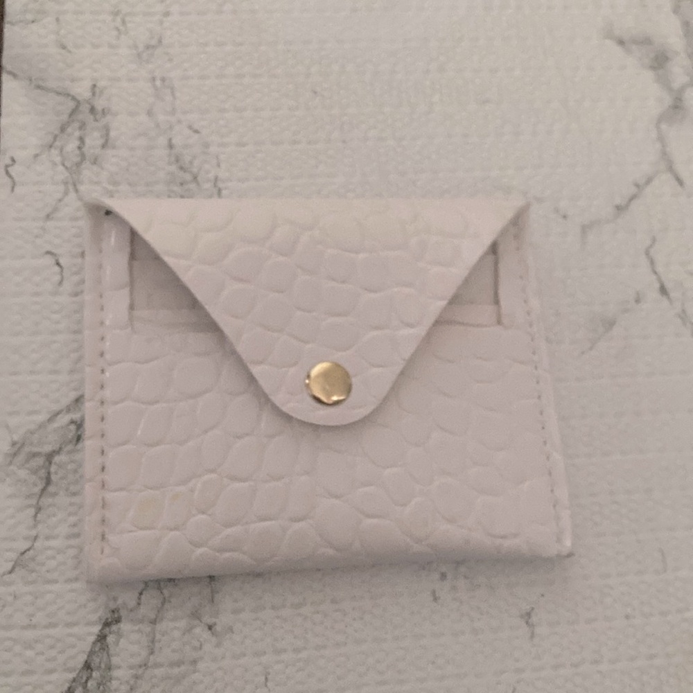 Small white card holder